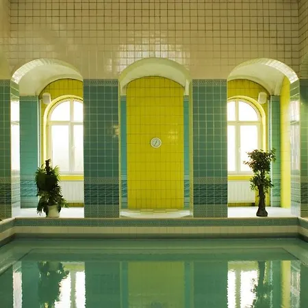 Margit Bed & Breakfast 3*