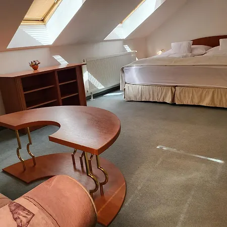 Bed & Breakfast Margit 3*